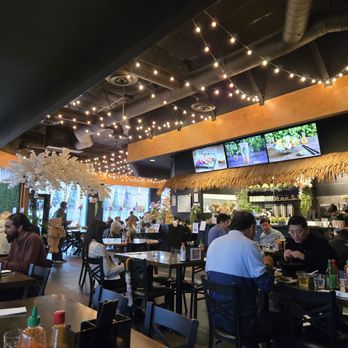 Amazing Basil - Great decor - Asian Fusion Near Me - Fremont, California Amazing Basil - Great decor - Asian Fusion Near Me - Fremont, California