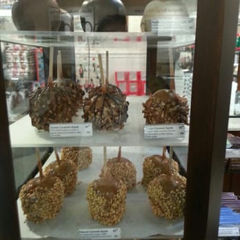 Kilwins Ice Cream - Chocolate - Fudge - Yum apple pie caramel apple - Desserts Near Me - Key West, Florida Kilwins Ice Cream - Chocolate - Fudge - Yum apple pie caramel apple - Desserts Near Me - Key West, Florida