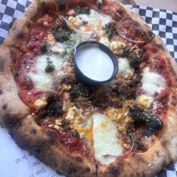 Maple Branch Craft Brewery - Godfather pizza - hot Italian sausage, goat cheese, hot maple drizzle - Breweries Near Me - Fort Worth, Texas Maple Branch Craft Brewery - Godfather pizza - hot Italian sausage, goat cheese, hot maple drizzle - Breweries Near Me - Fort Worth, Texas