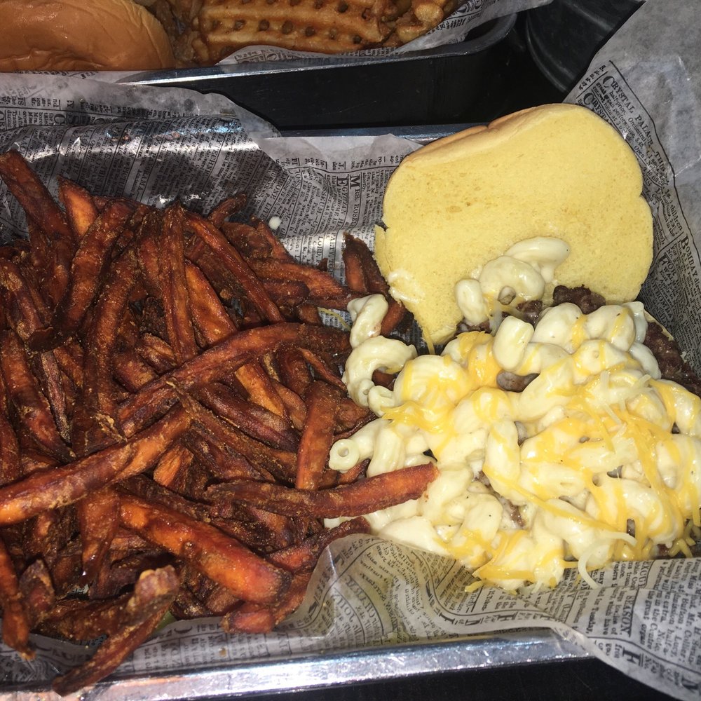 The Committed Pig - Mac and cheese burger with sweet potato fries - Breakfast & Brunch Near Me - Morristown, New Jersey