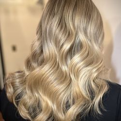 Salon Zeal - Blonde Specialist