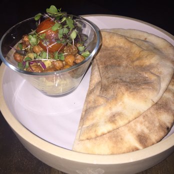 District - Avocado Hummus - Cocktail Bars Near Me - Los Angeles, California