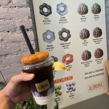 AlimamaTea - vietnamese cold brew - Desserts Near Me - New York, New York AlimamaTea - vietnamese cold brew - Desserts Near Me - New York, New York