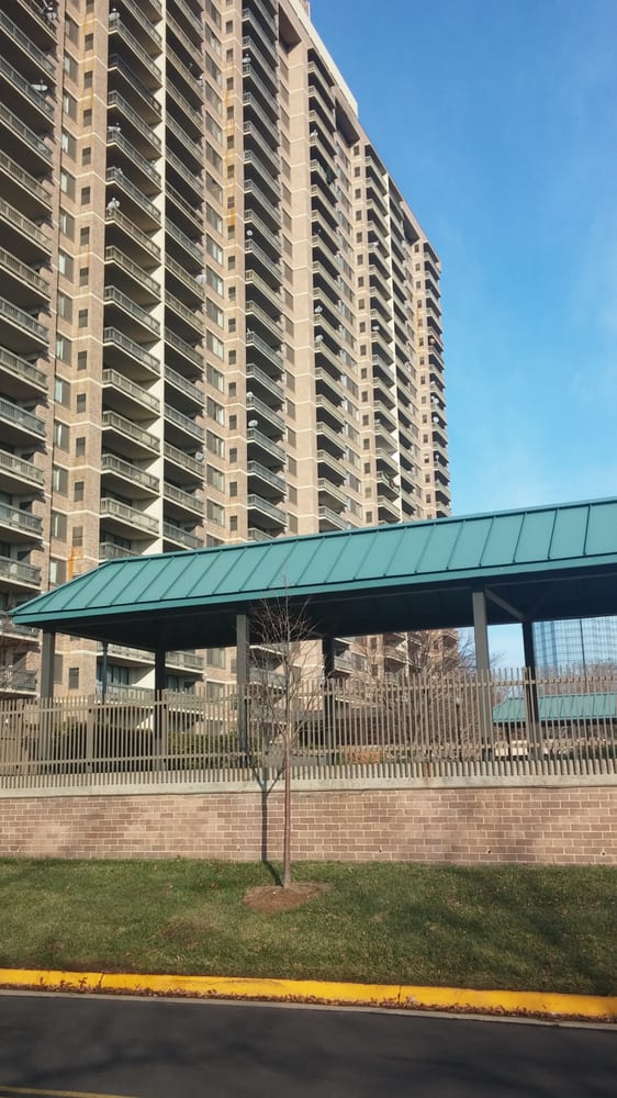 SKYLINE SQUARE CONDOMINIUMS Updated September 2024 5501 Seminary Rd