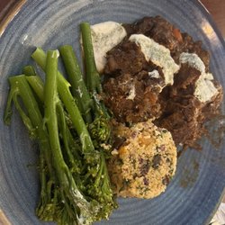 Redesdale Arms Hotel - Best Moroccan Lamb tagine i ever had. Excellent couscous, delicious Apricot throughout.