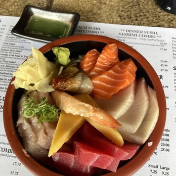 Niko Niko Sushi - chirashi - Sushi Bars Near Me - Los Angeles, California Niko Niko Sushi - chirashi - Sushi Bars Near Me - Los Angeles, California