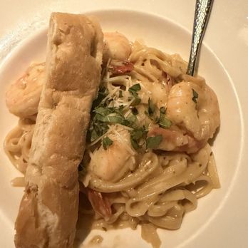 Bibas Courtyard Grill - Cajun Shrimp Alfredo - American Near Me - Honolulu, Hawaii