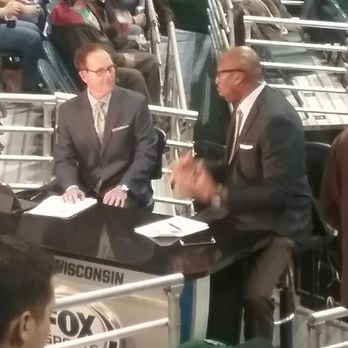 Milwaukee Bucks - fox sports - Professional Sports Teams Near Me