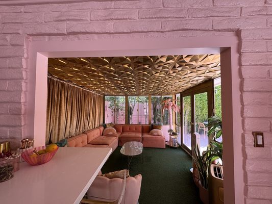 Trixie Motel by null