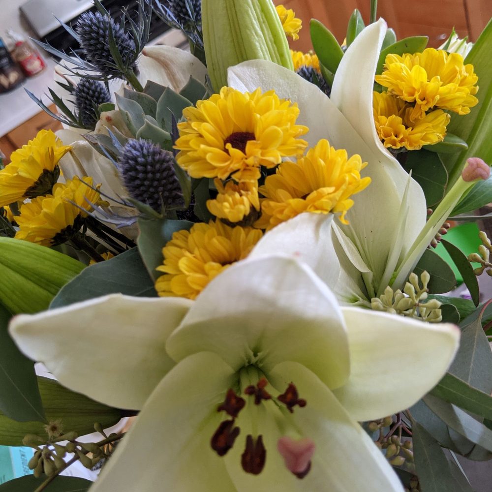 Franco's Flowers - Last minute bouquet that didn't look last minute at all! - Florists Near Me - Encinitas, California Franco's Flowers - Last minute bouquet that didn't look last minute at all! - Florists Near Me - Encinitas, California