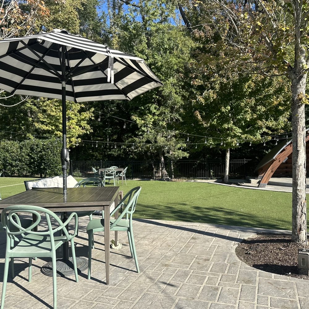 The Grove Kitchen & Gardens - Outdoor patio - American Near Me - Tyler, Texas The Grove Kitchen & Gardens - Outdoor patio - American Near Me - Tyler, Texas