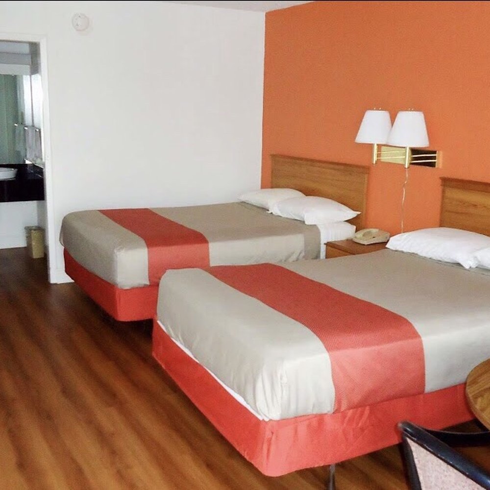 Motel 6 - Hotels Near Me - Natchitoches, Louisiana