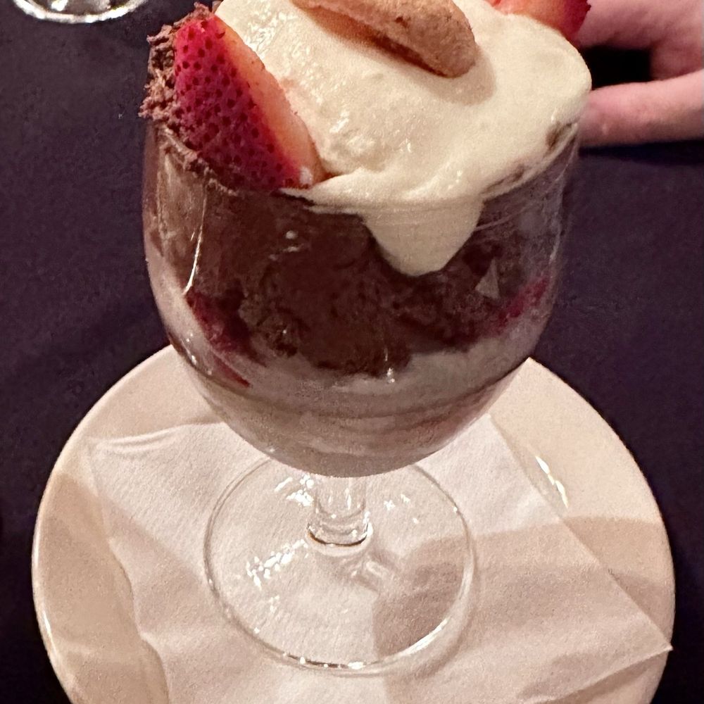 Castelli's - Castellis After Dark - Italian Near Me - Palm Desert, California