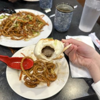 Dumpling Yo! - Beef buns - Dim Sum Near Me - Sacramento, California