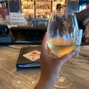 Enchanted Rose - Riesling - Lounges Near Me - Lake Buena Vista, Florida