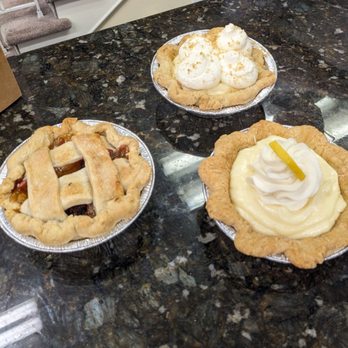 Pie Crumbs - Peach blackberry, lemon cream, and banana cream - Desserts Near Me - Cedar City, Utah