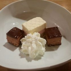 Restaurant Zur Kanne - Parfait mit Sahne und Mousse