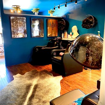 Debra Bonatti - Beautiful relaxing atmosphere - Hair Salons Near Me - Prescott, Arizona