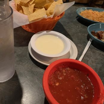 El Charro Mexican Grill - Young Harris - Chips, yummy cheese dip & salsa. - Mexican Near Me - Young Harris, Georgia El Charro Mexican Grill - Young Harris - Chips, yummy cheese dip & salsa. - Mexican Near Me - Young Harris, Georgia