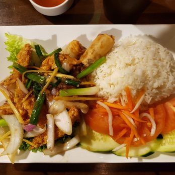 Hello Saigon - Vietnamese Near Me - New York, New York