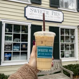 Sweet mint iced latte Sweet mint iced latte