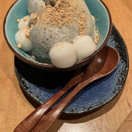 Black sesame ice cream Black sesame ice cream