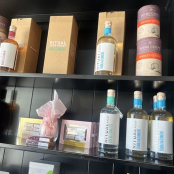 Ginger Yums Sip Shop - Cafes Near Me - Johns Creek, Georgia