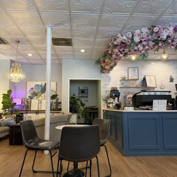 Daydream Coffee - Coffee & Tea Near Me - Burleson, Texas