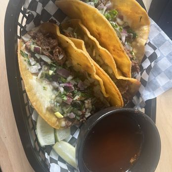 Aloha Mamacita - Birria tacos - Mexican Near Me - Honolulu, Hawaii