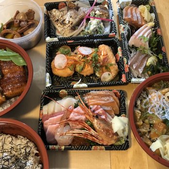 Kiraku - Mystery box + deluxe kaisen don + salmon poke + unagi don - Tapas/Small Plates Near Me - Berkeley, California