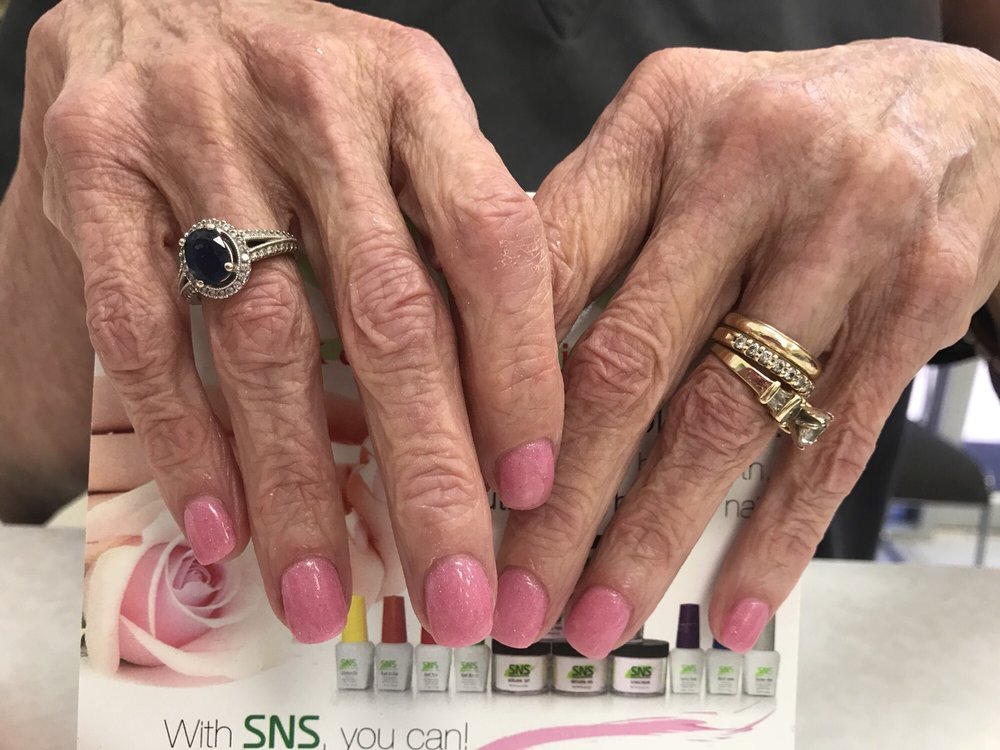 Nail 7 Logo