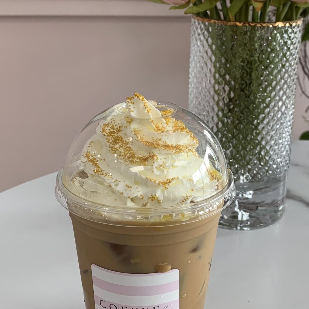 Coffee Girl - White chocolate macadamia latte - Coffee & Tea Near Me - Hilo, Hawaii