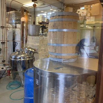 Mt Defiance Cidery & Distillery - Distilleries Near Me - Middleburg, Virginia Mt Defiance Cidery & Distillery - Distilleries Near Me - Middleburg, Virginia