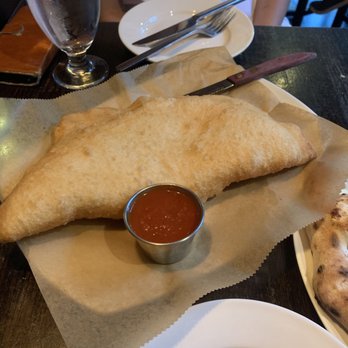 Mast - Montanara - Pizza Near Me - Boston, Massachusetts Mast - Montanara - Pizza Near Me - Boston, Massachusetts