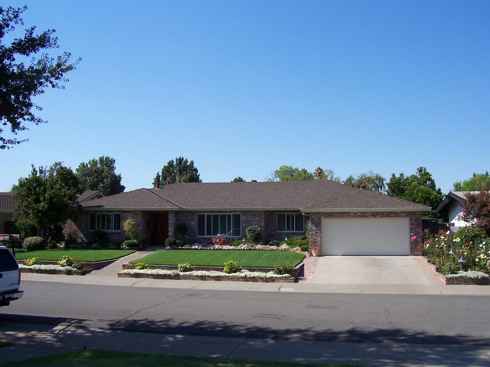 Slide of Alex Engardt Roofing And Siding