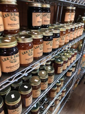 Lee's Farmers Market by null