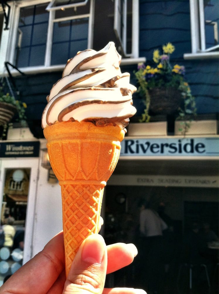 THE RIVERSIDE COFFEE HOUSE Riverside, Cheltenham, Gloucestershire