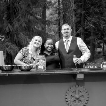 Liquid Luxe Mobile Bartending - Bartenders Near Me