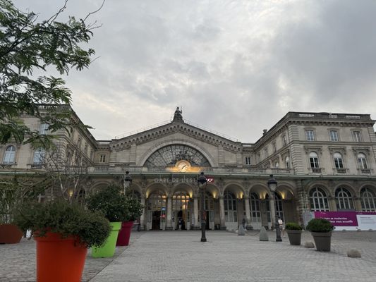 Gare de l'Est by null