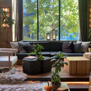 The Osprey - Seating area/waiting area - Australian Near Me - Brooklyn, New York