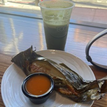 Alushe Coffee Bar - Chicken tamale - Coffee & Tea Near Me - San Francisco, California Alushe Coffee Bar - Chicken tamale - Coffee & Tea Near Me - San Francisco, California