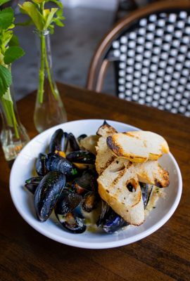 Neuse River Brewing & Brasserie by null