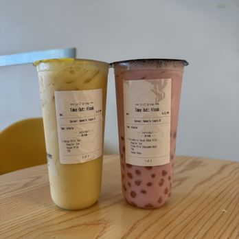 Sunright Tea Studio  - Mango Milk Tea and Strawberry Honey Boba Milk - Bubble Tea Near Me - Las Vegas, Nevada