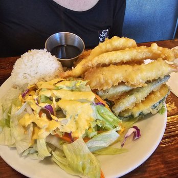 Mikko Sushi - Mixed tempura entree - Sushi Bars Near Me - Vista, California