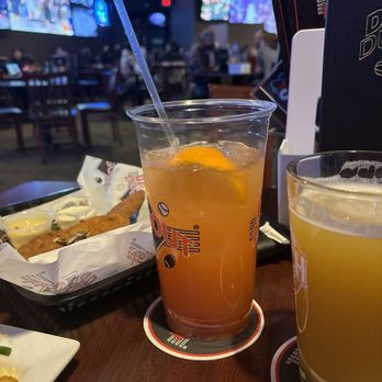 DJ's Dugout - American Near Me - Bellevue, Nebraska