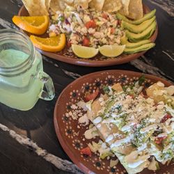 Agua fresca, cevice, flautas
