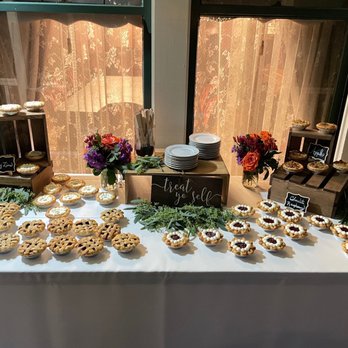 Pie Dreams - Mini Pies for wedding - Desserts Near Me - Newark, California Pie Dreams - Mini Pies for wedding - Desserts Near Me - Newark, California