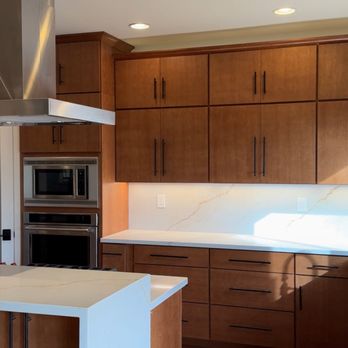 Contractor 2.0 - Beautiful kitchen remodel. New custom cabinets, custom Quartz countertops, Quartz backsplash and new appliances - General Contractors Near Me - Suisun City, California Contractor 2.0 - Beautiful kitchen remodel. New custom cabinets, custom Quartz countertops, Quartz backsplash and new appliances - General Contractors Near Me - Suisun City, California
