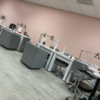 Foxy Nails - Very pretty - Nail Salons Near Me - Sterling Heights, Michigan