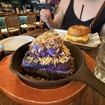 Lola's Eatery - Breakfast & Brunch Near Me - Pittsburgh, Pennsylvania